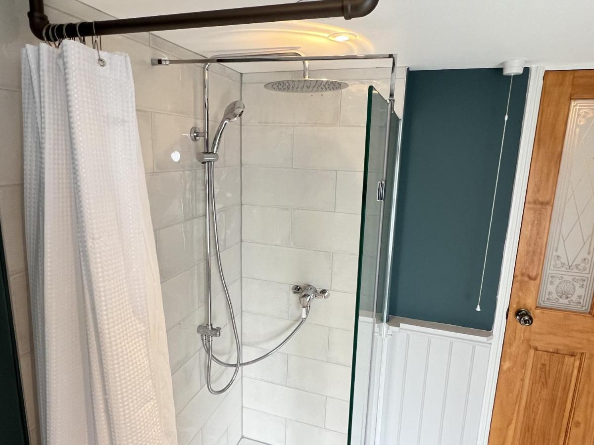 Luxurious Victorian Villa With Parking Sleeps Six Bury St. Edmunds Ngoại thất bức ảnh